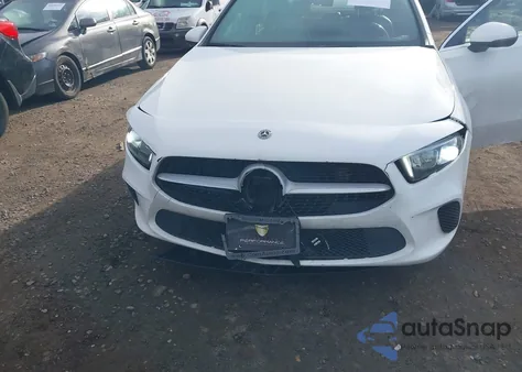 2019 Mercedes-Benz A 220 4Matic из США, поврежденный, VIN WDD3G4FB7KW006232